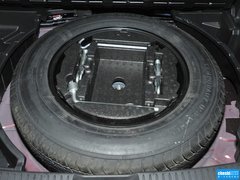 2014款 2.5L 自动 两驱尊贵版 5座