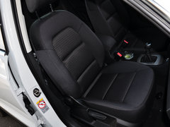 2015款 30 TFSI 标准型 5座