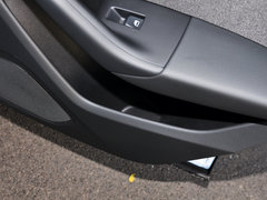2015款 30 TFSI 标准型 5座