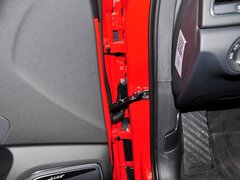 2015款 40 TFSI quattro 越野型 5座
