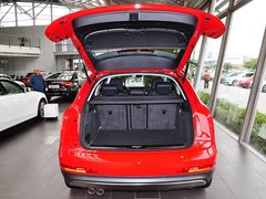 2015款 40 TFSI quattro 越野型 5座