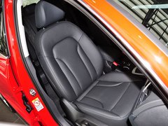 2015款 40 TFSI quattro 越野型 5座