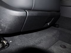 2015款 40 TFSI quattro 越野型 5座