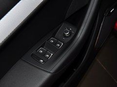 2015款 40 TFSI quattro 越野型 5座