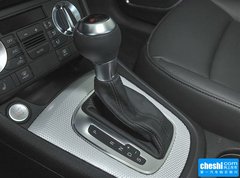 2015款 40 TFSI quattro 越野型 5座