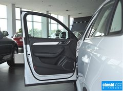 2015款 40 TFSI quattro 越野型 5座