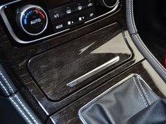2014款 2.0T 手动 尊贵型 5座