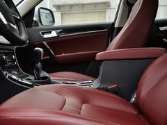 2014款 2.0T 手动 尊贵型 5座