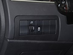 2014款 2.0T 手动 尊贵型 5座