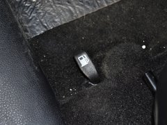 2014款 2.0T 手动 尊贵型 5座