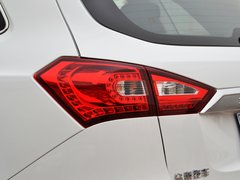 2014款 2.0T 手动 尊贵型 5座