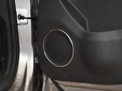 2014款 2.0T 手动 尊贵型 5座