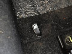 2014款 2.0T 手动 尊贵型 5座