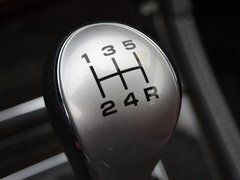 2014款 2.0T 手动 尊贵型 5座
