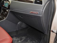 2014款 2.0T 手动 尊贵型 5座