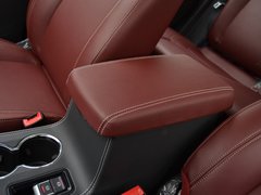 2014款 2.0T 手动 尊贵型 5座