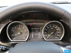 2014款 2.0T 自动 尊贵型 5座