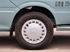 2014款 2.0L 手动 快运标准型长轴版高顶4Y20M