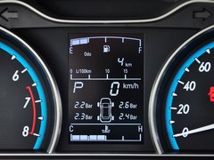 宝骏610 2014款 CROSS 1.5L 自动 豪华型