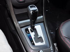 宝骏610 2014款 CROSS 1.5L 自动 豪华型