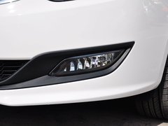 2014款 CROSS 1.5L 自动 豪华型