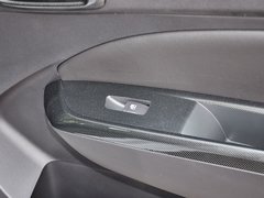 2014款 CROSS 1.5L 自动 豪华型