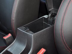 2014款 CROSS 1.5L 自动 豪华型