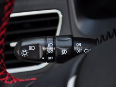 2014款 CROSS 1.5L 自动 豪华型
