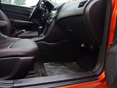 2014款 CROSS 1.5L 自动 豪华型