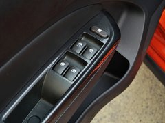 2014款 CROSS 1.5L 自动 豪华型