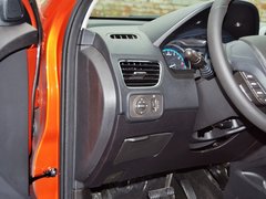 2014款 CROSS 1.5L 自动 豪华型