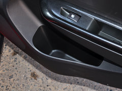2014款 CROSS 1.5L 手动 舒适型