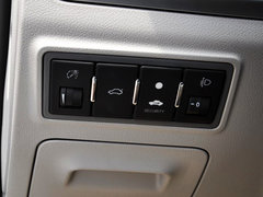 2014款 三厢 1.3T CVT 尊贵型