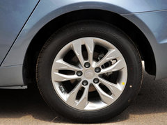 2014款 三厢 1.3T CVT 尊贵型