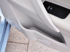 2014款 三厢 1.3T CVT 尊贵型