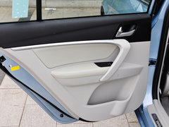 2014款 三厢 1.3T CVT 尊贵型