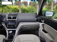2014款 三厢 1.3T CVT 尊贵型