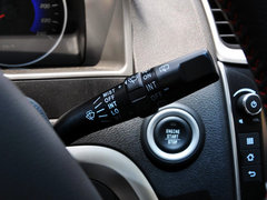 2014款 两厢 1.5L 手动 时尚型