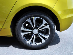 2014款 两厢 1.5L 手动 时尚型