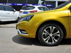 2014款 两厢 1.5L 手动 时尚型