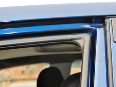 2015款 2.0L 自动 汽油两驱致纯版