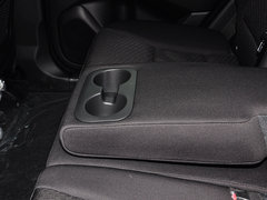 2015款 2.0L 自动 汽油两驱致纯版