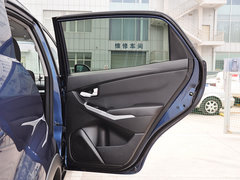 2015款 2.0L 自动 汽油两驱致纯版