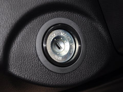 2015款 2.0L 自动 汽油两驱致纯版