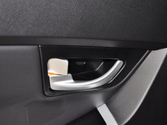 2015款 2.0L 自动 汽油两驱致纯版