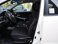 2015款 2.0L 自动 汽油两驱致享版