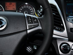 2015款 2.0L 自动 汽油两驱致享版