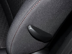 2015款 2.0L 自动 汽油两驱致享版