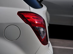 2015款 2.0L 自动 汽油两驱致享版