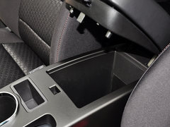 2015款 2.0L 自动 汽油四驱致纯版